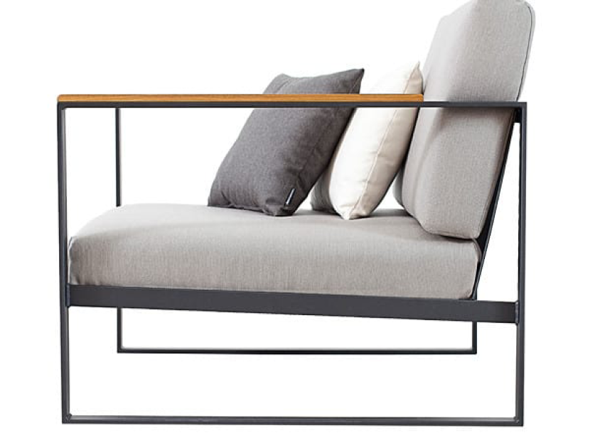 CHAIR 03