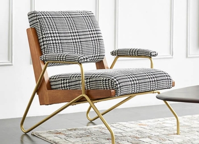 CHAIR 04